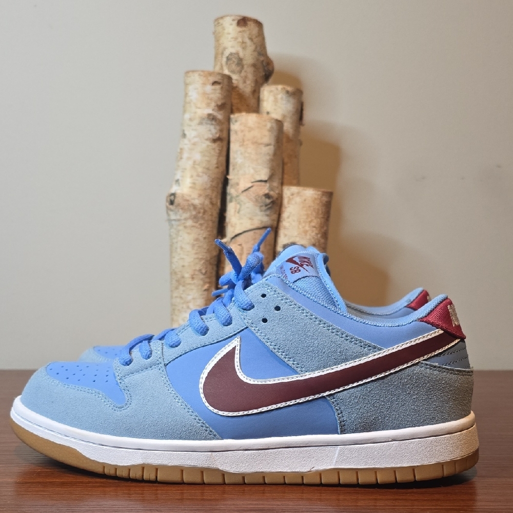 Nike SB Dunk Philidelphia Phillies
